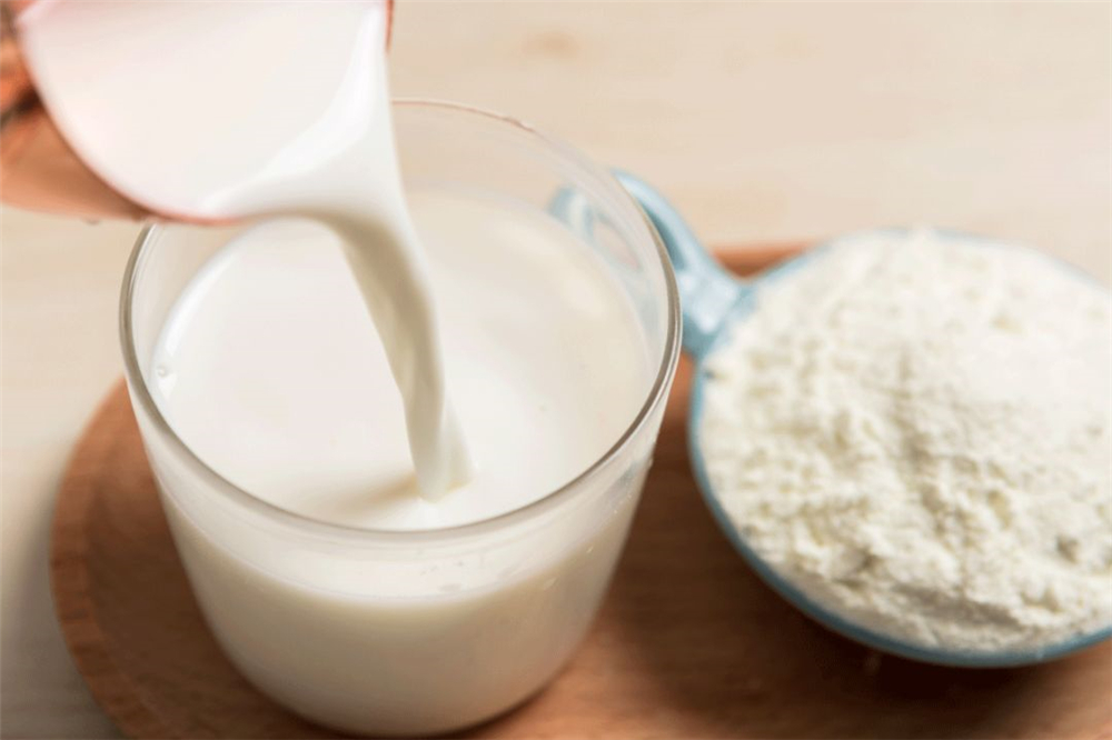 辟谣羊奶比鲜牛奶好,羊奶粉谣言