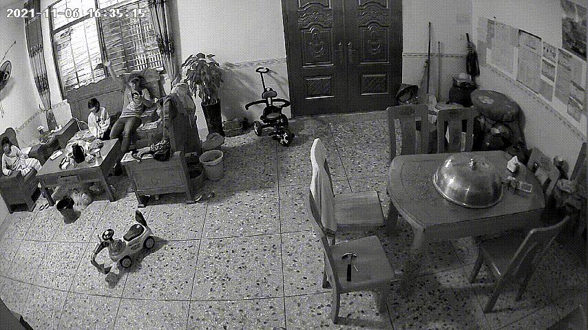 小米墙挂式监控摄像头,1台监控摄像头连接二台录像机