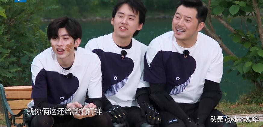 蔡徐坤郑恺奔跑吧00后对决,奔跑吧蔡徐坤郑恺问答