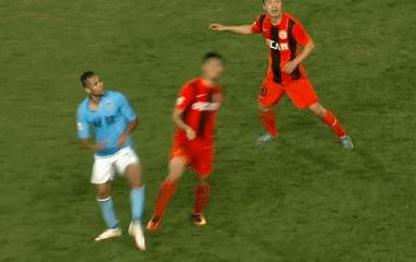 足球就是娱乐,足球不是娱乐而是信仰