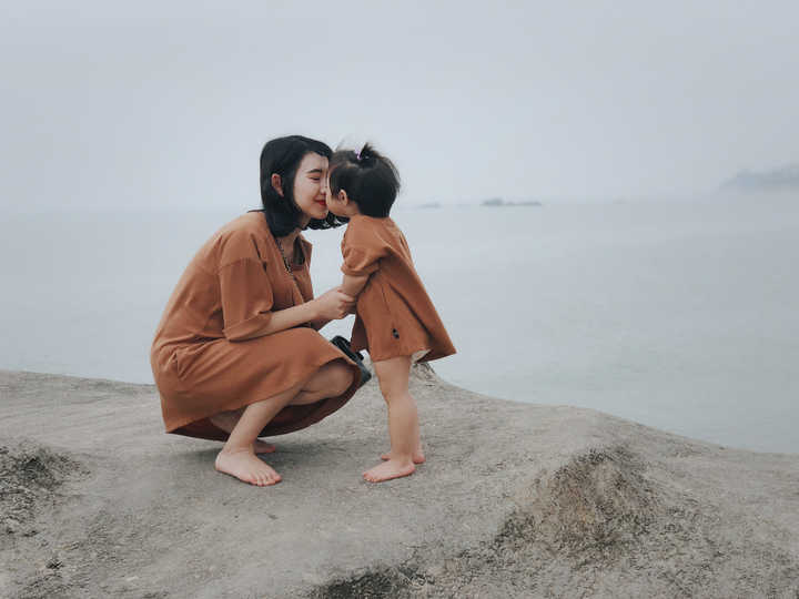 二胎宝妈两次怀孕，没发胖没变丑，工作带娃还旅行，看完不恐孕了