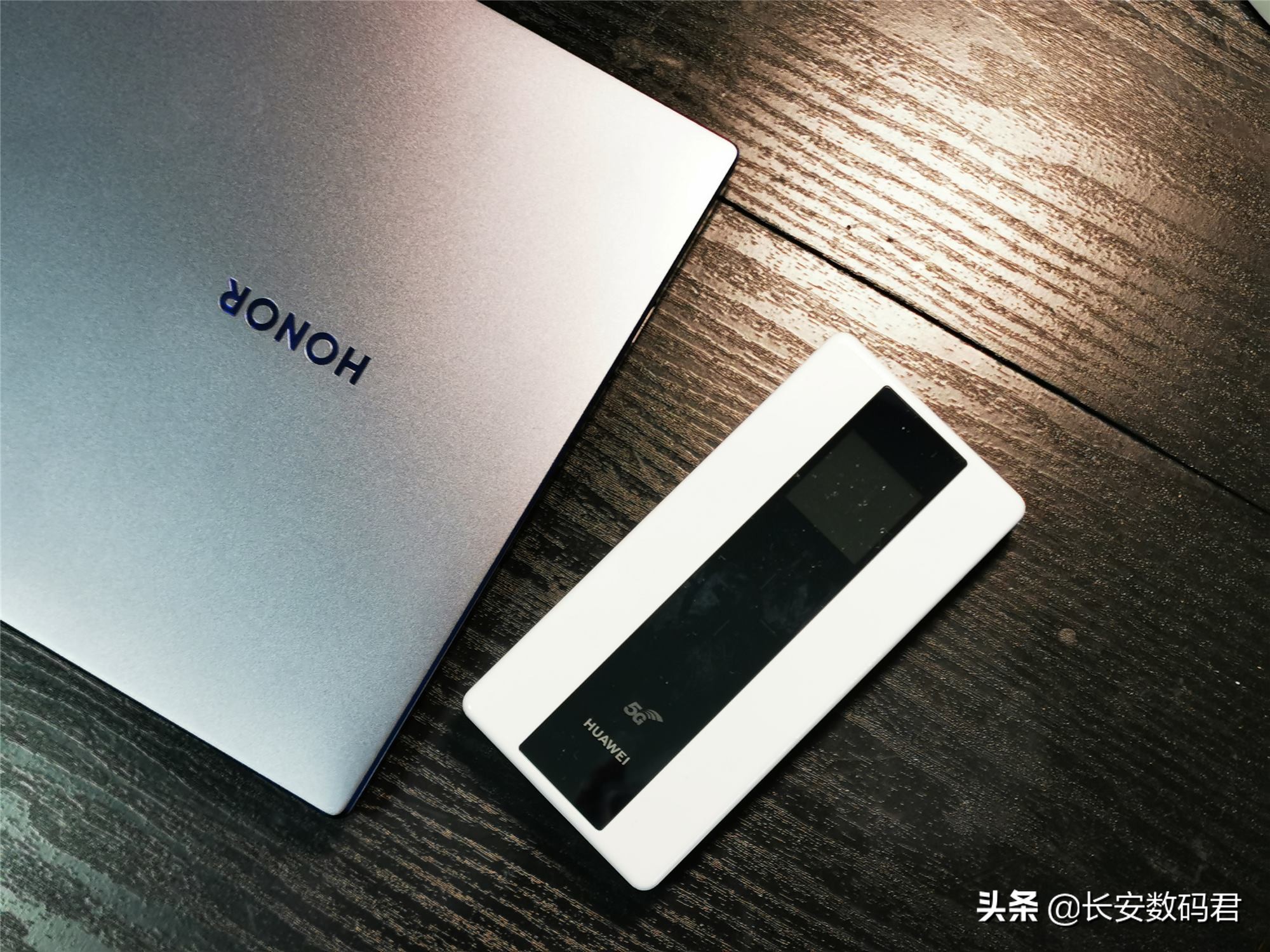 华为5g随身wifipro比标准版好在哪,华为随身5gwifipro和5g手机