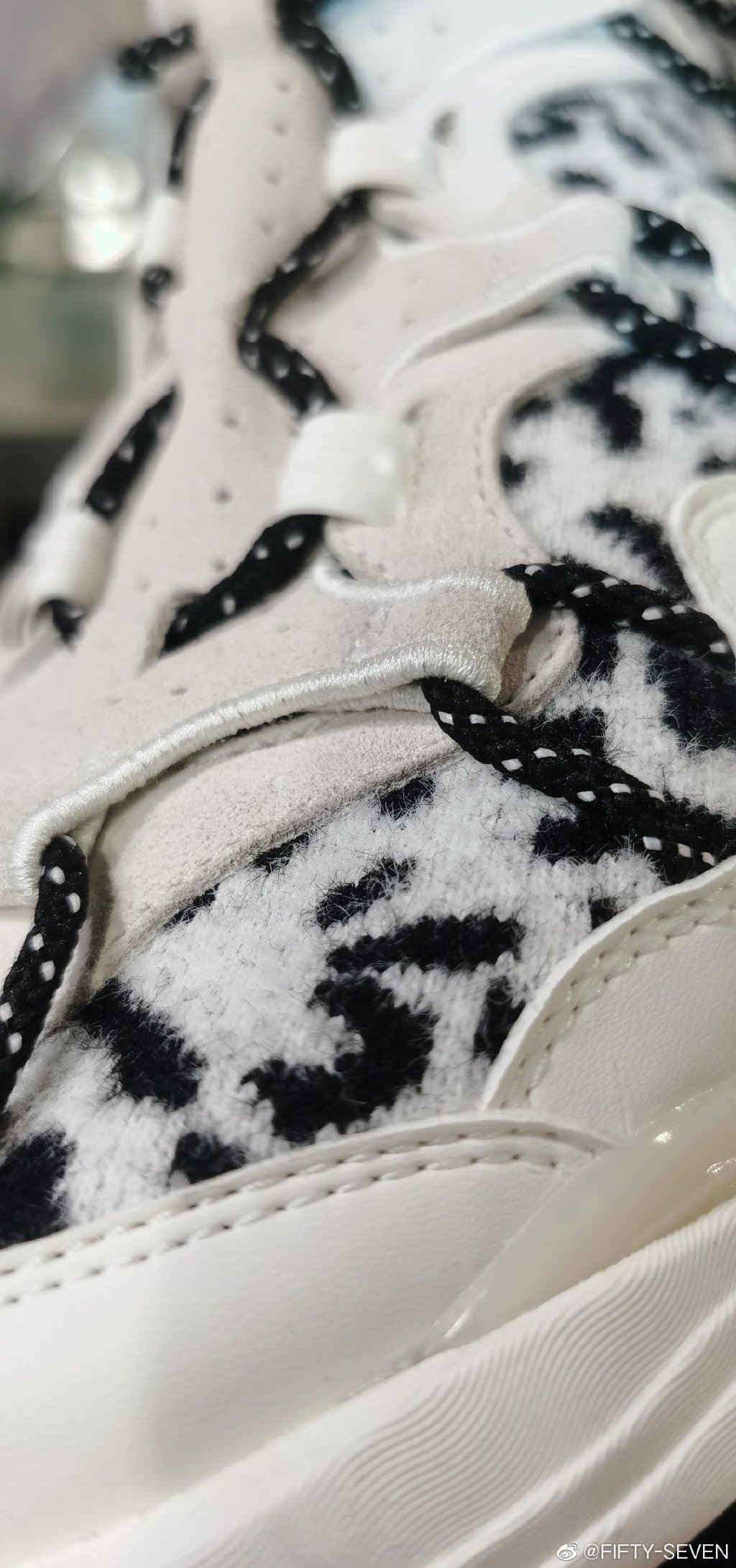 安踏最新款的鞋是什么鞋,安踏2023年新品鞋多少钱