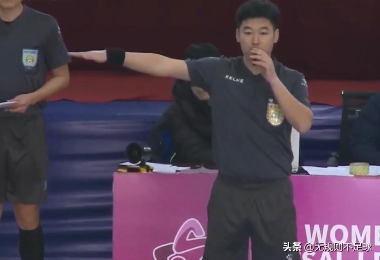 五人制基本站位,五人手势组合