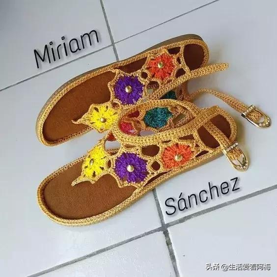 钩针钩出漂亮的毛线鞋图解,钩针钩织有些后跟的鞋子全部教程