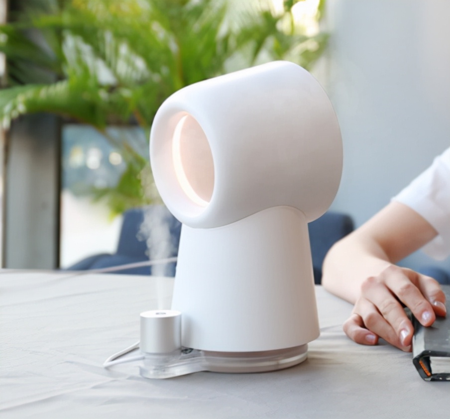 风扇安不安全,便携式小风扇怎么判断电充满了