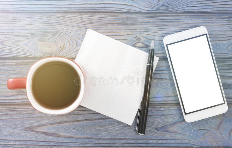 小红书写作月入5000,小红书如何写作文赚钱