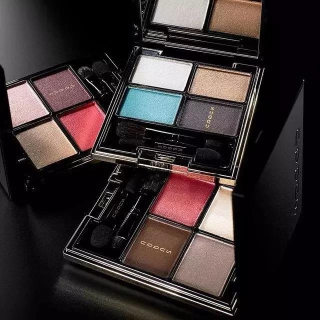 眼影的正确化妆步骤,眼影化妆的正确步骤初学者