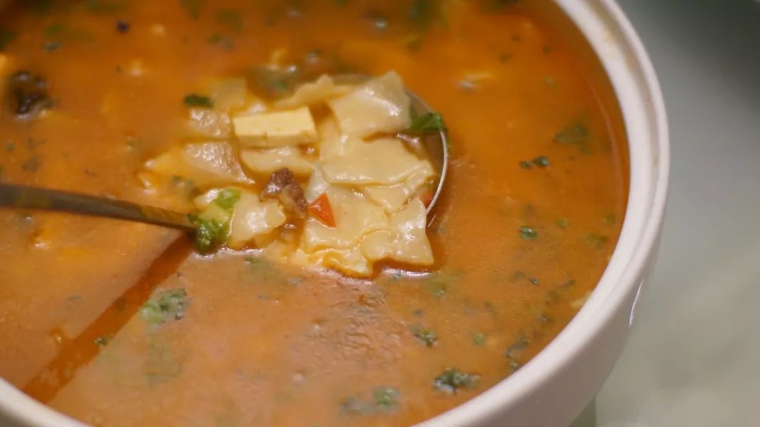 *疆新**早餐美|三步一娜扎，五步一热巴