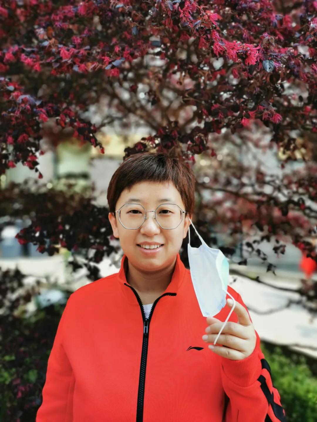 致敬2020每一个逆行的背影,回顾2019年消防员最美逆行背影