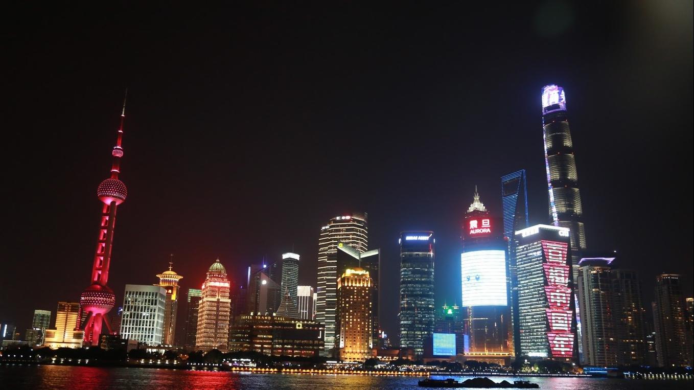 上海迪士尼跨年旅游,上海迪士尼与外滩旅游安排