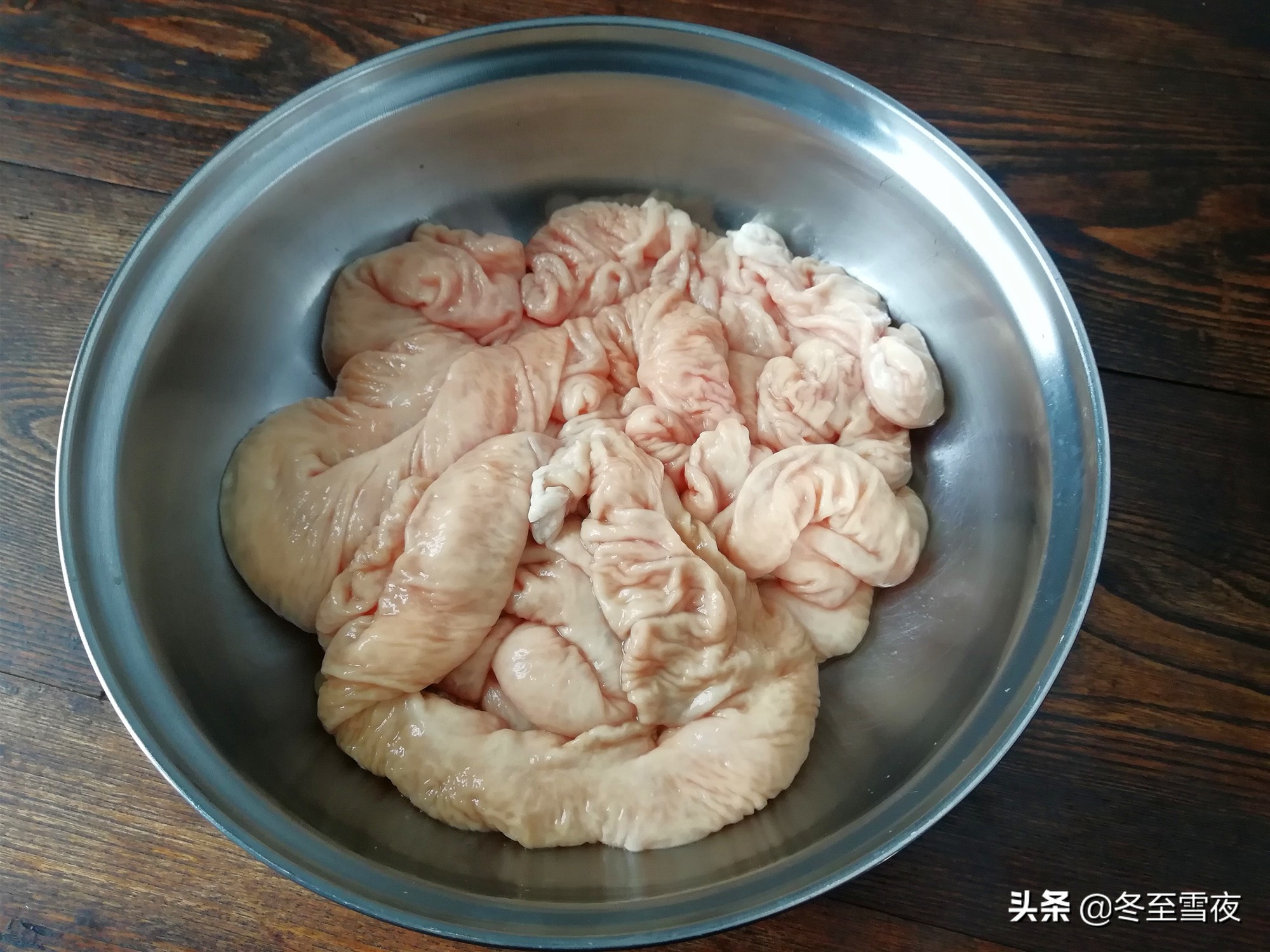 怎样洗肥肠的方法教程,清洗肥肠的正确做法