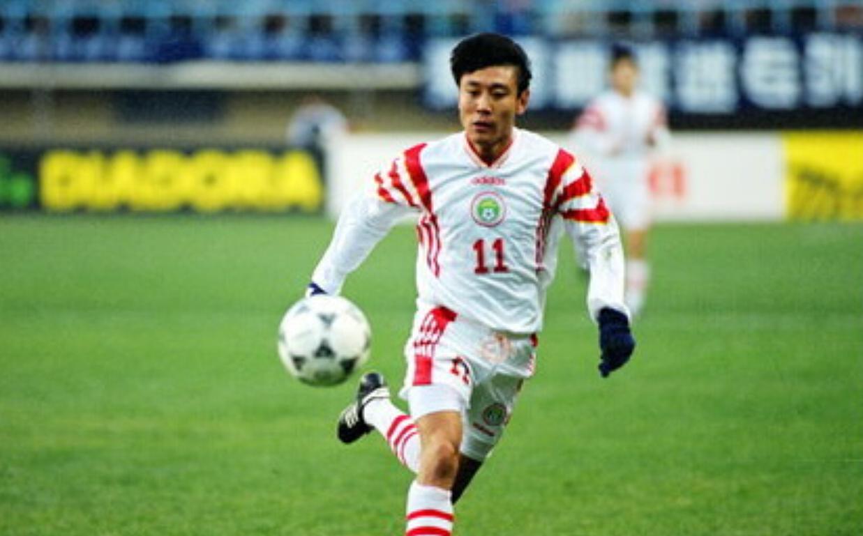 閭ｈ嫳鐖变簡10骞寸殑楂樺嘲濡備粖鎬庢牱,璁╅偅鑻辩敇鎷滀笅椋庣殑濂充汉