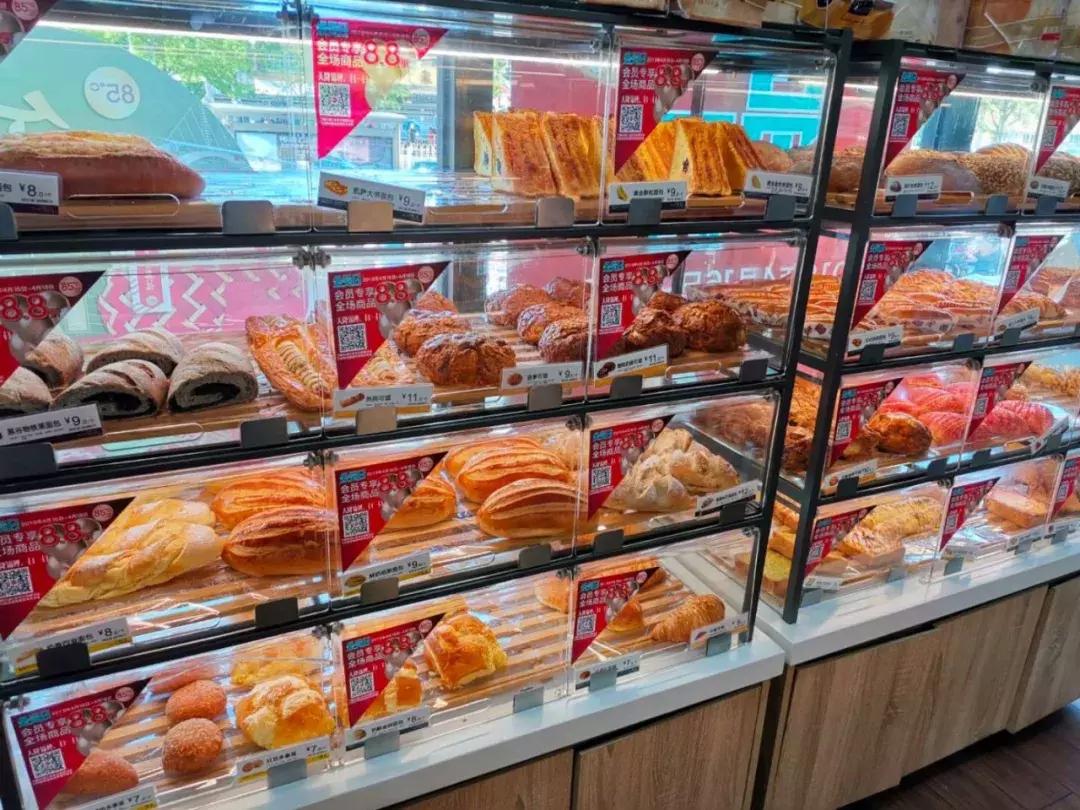 鲍师傅骗局,鲍师傅糕点是骗人的吗