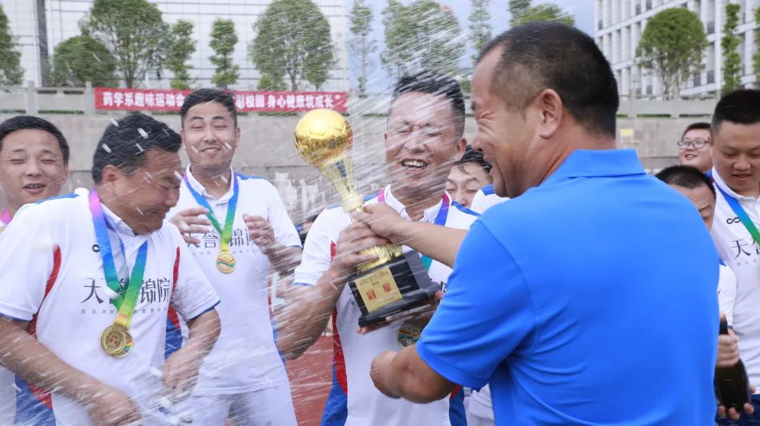 达州业余足球联赛官网,达州市2018年足球比赛