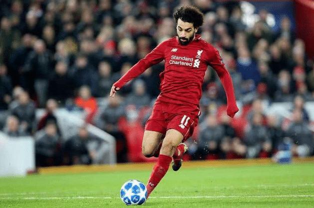 足坛十大黄金左脚,迪马利亚和c罗谁强