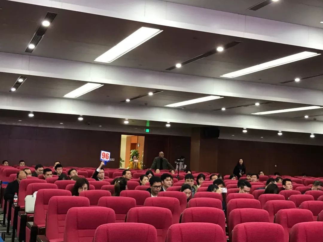 500万拿地容积率1.95楼面价,楼面价和溢价率49.5%拿下地块