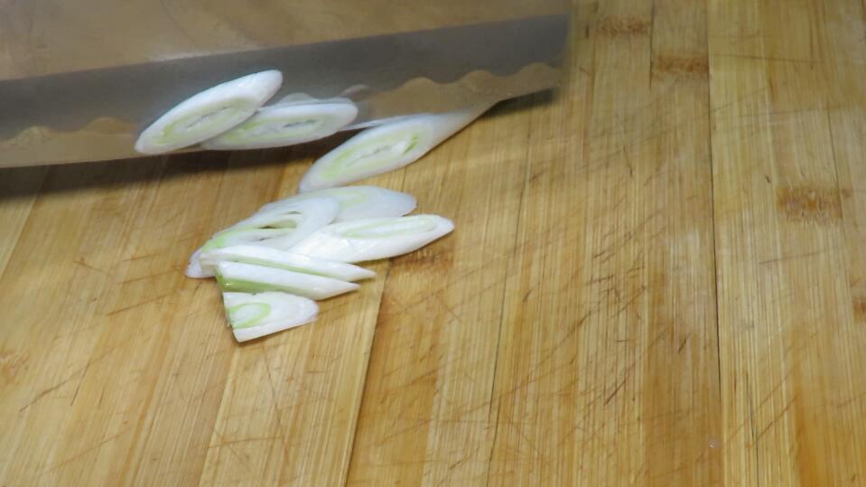 炒大虾要不要放油,炒大虾需要先腌制吗