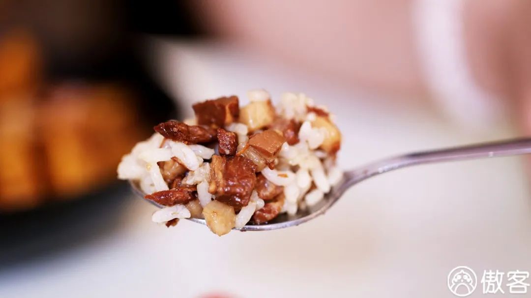 终于吃到超好吃的凉米线,一碗凉米线就能很满足