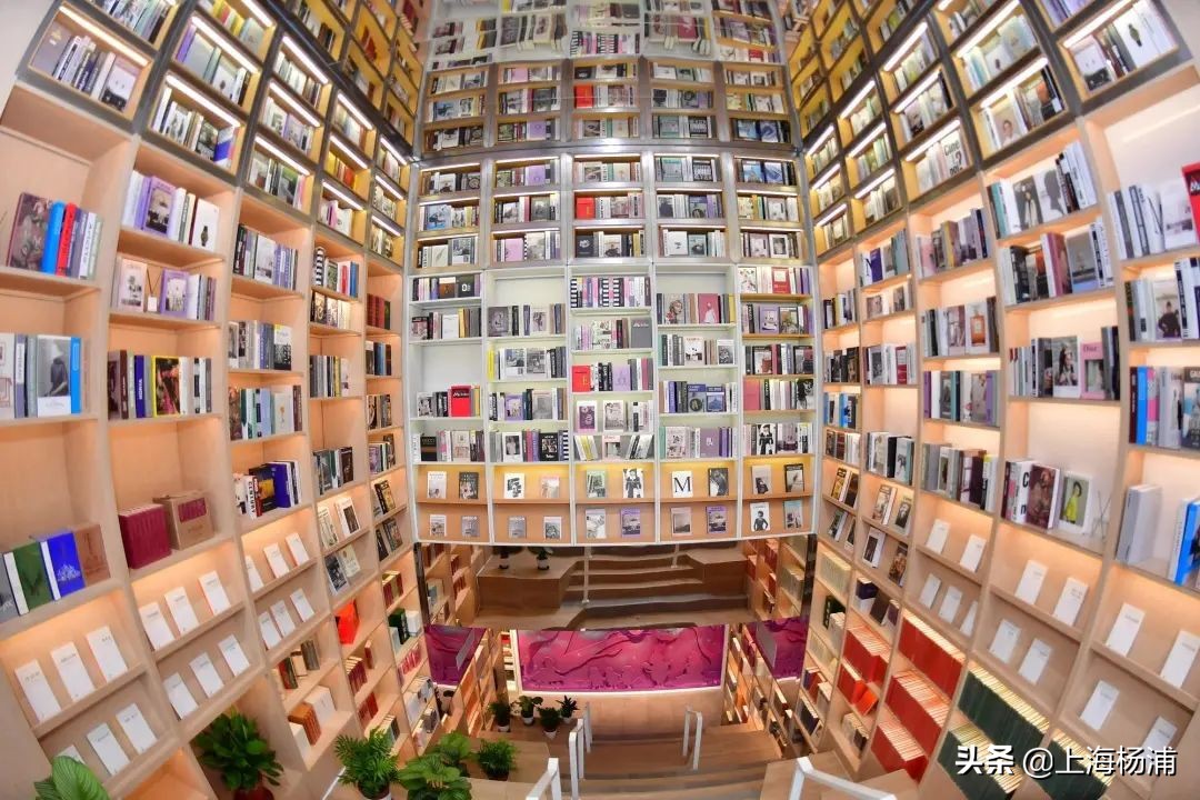 这家书店正式“回归”！既能阅读书刊，还能玩转潮流！