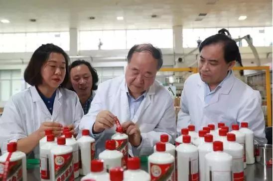 茅台酒是什么味道,莫言谈茅台酒事件