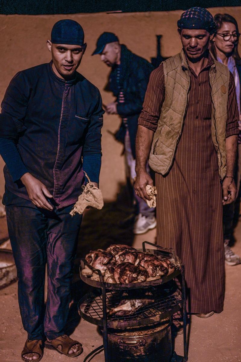 约旦到中国坐飞机需多少小时,约旦到埃及要飞几小时