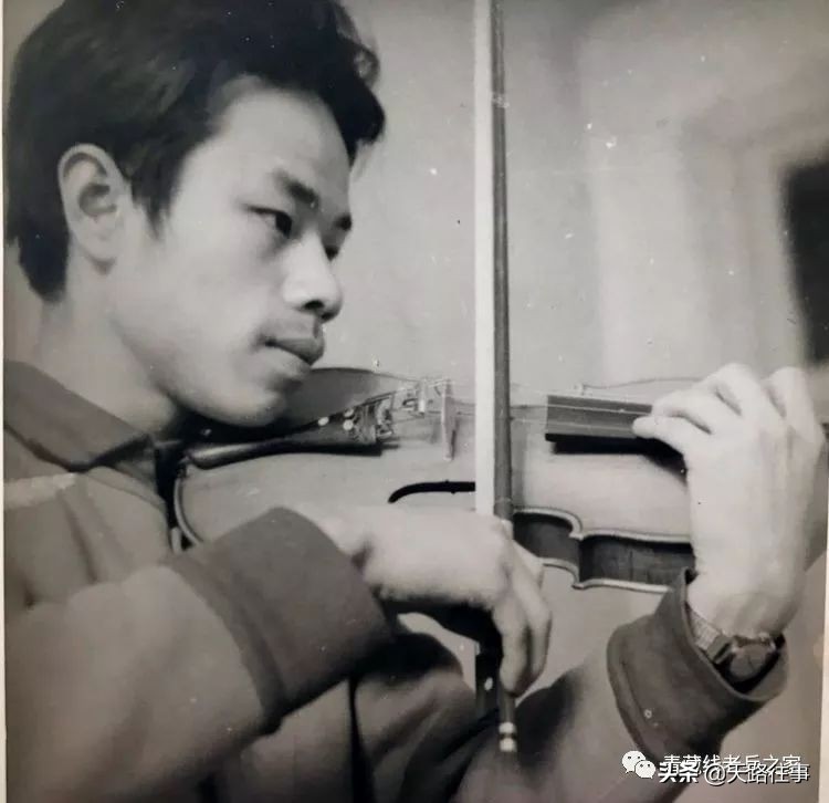 文艺兵跳芳华,文艺兵芳华话剧