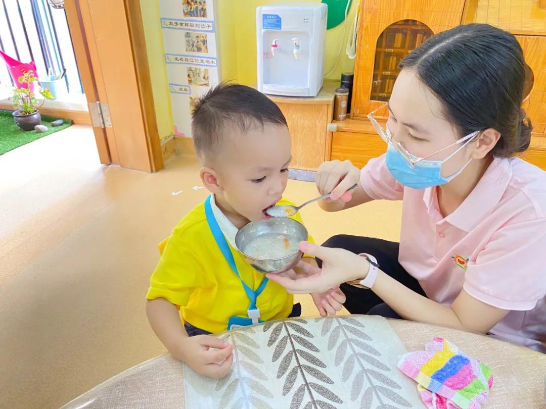 番禺|桥南的“神兽回笼”了!新学期第一天,孩子们这样过