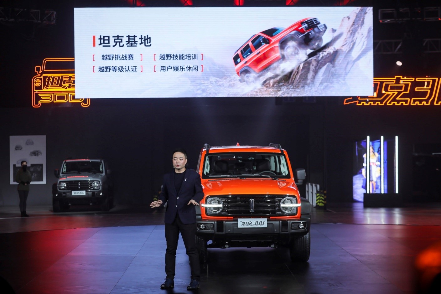 wey坦克300颜值爆表实锤,wey坦克300和长城坦克300