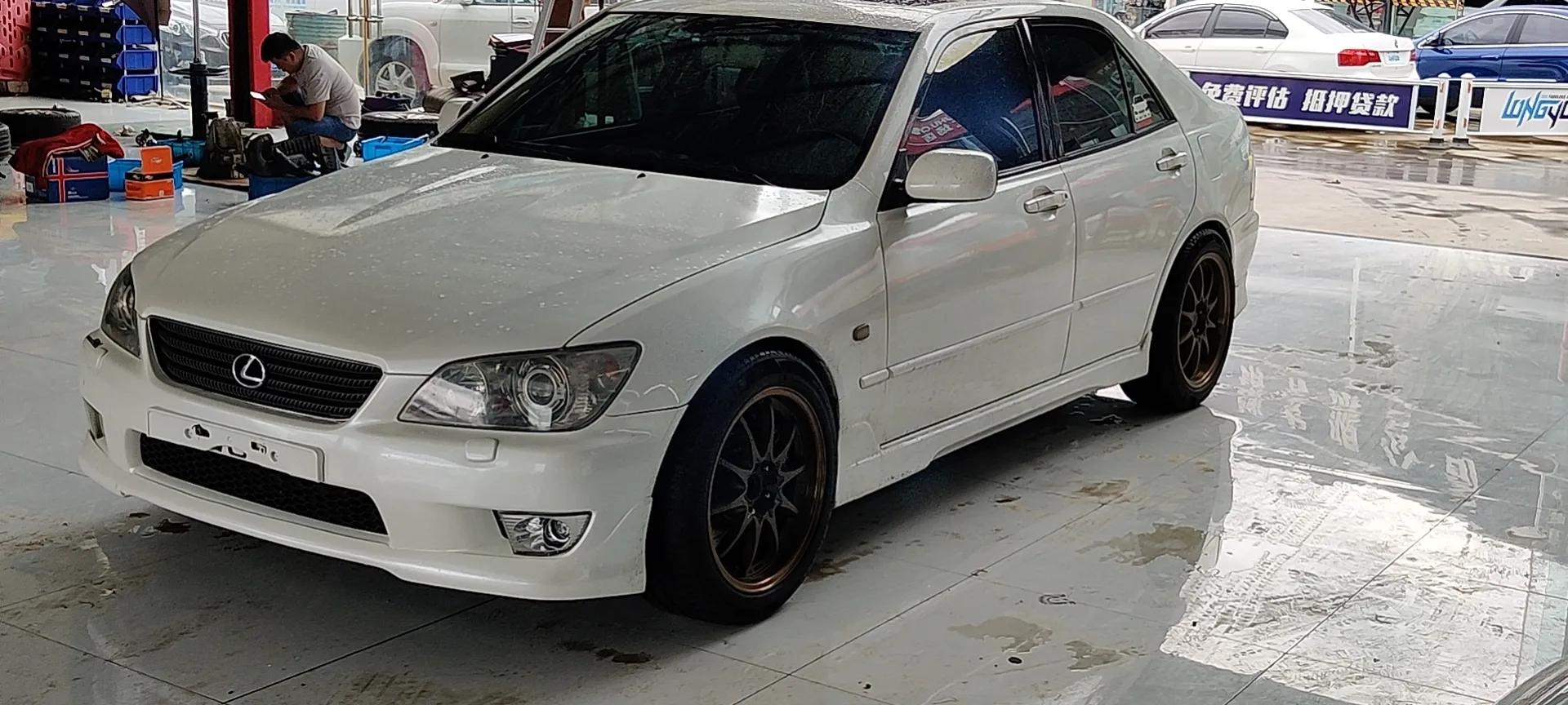 湖南凌志is200咬地鲨,凌志咬地鲨is200自动挡