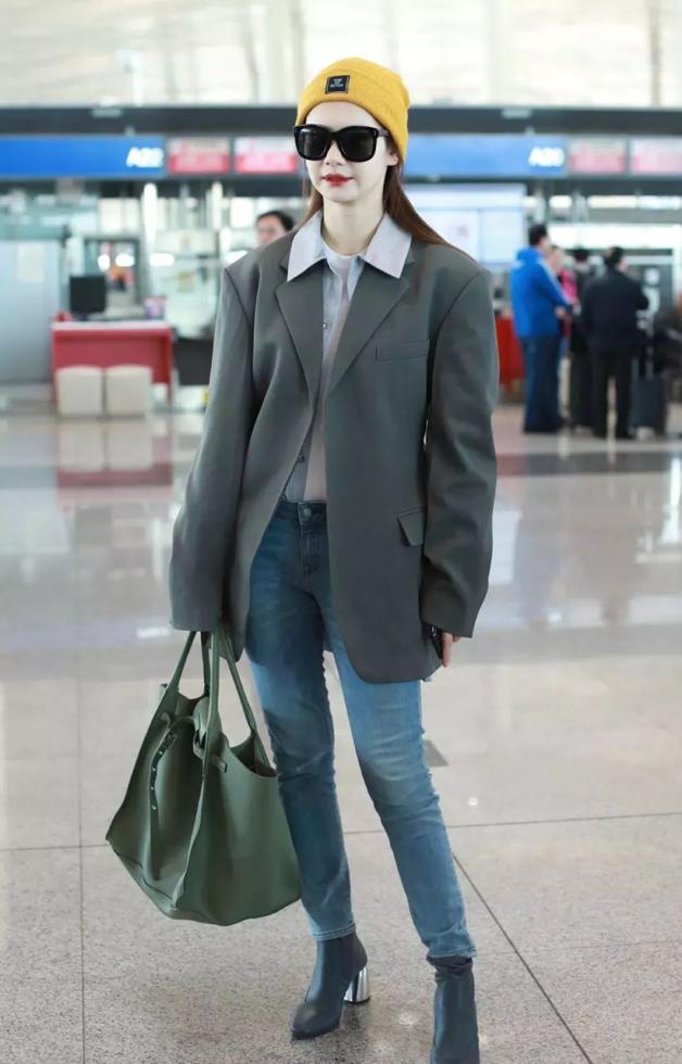 冬季女哪种帽子最百搭,女生选帽子的方法