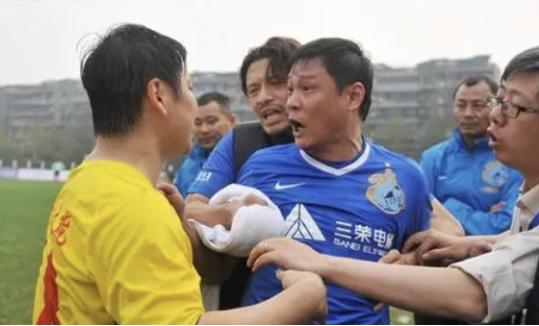 体坛冠军退役后遗症,体坛名将因伤退役都有谁