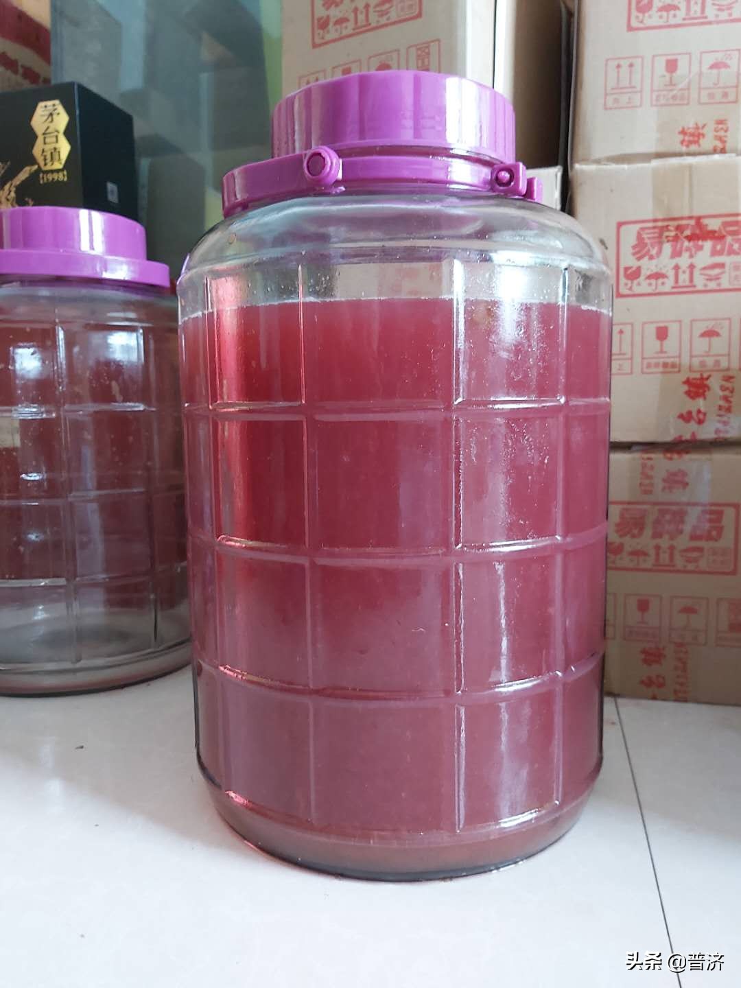 家里自制葡萄酒保质期多久,家中葡萄酒怎么储存最好