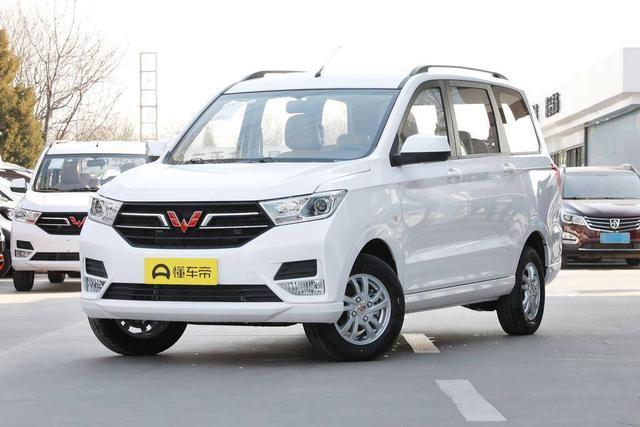 五菱宏光哪一款又拉货又能拉人,五菱宏光哪一款拉人舒适