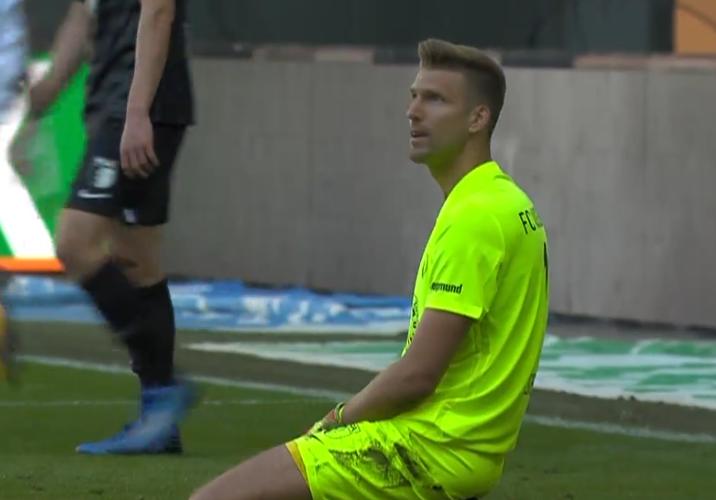 疯狂三场德甲补时都上演绝平,疯狂足球拜仁8-2