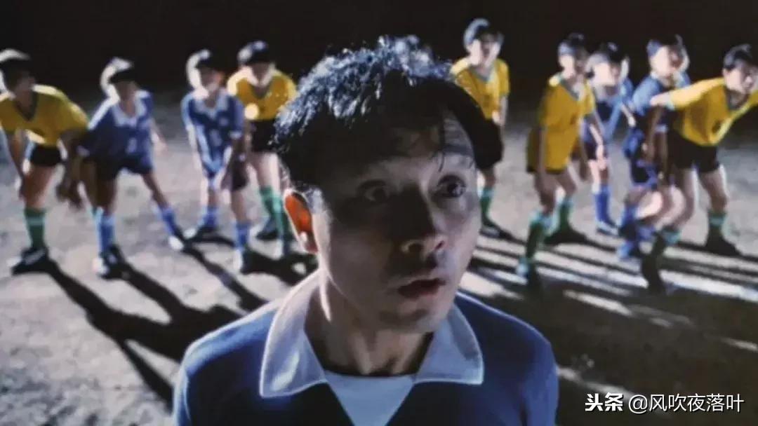 张国荣不一样的烟火原唱,张国荣不一样的烟火现场版