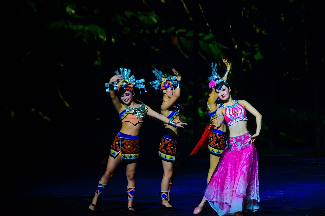 宋城千古情哪个区好,宋城千古情哪排的位置好