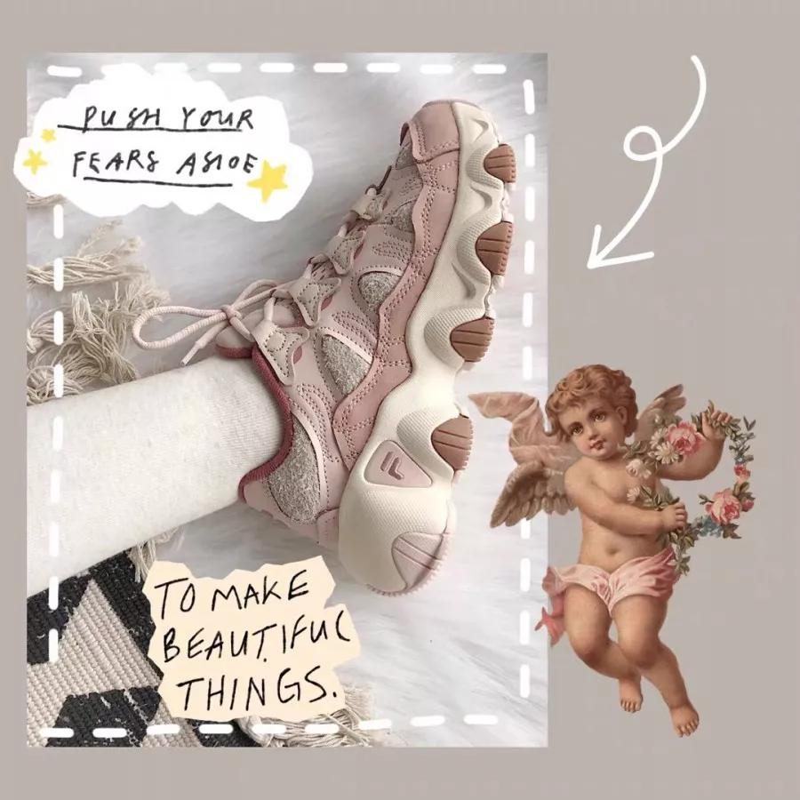 日常穿运动鞋推荐女,大家穿什么运动鞋好看女