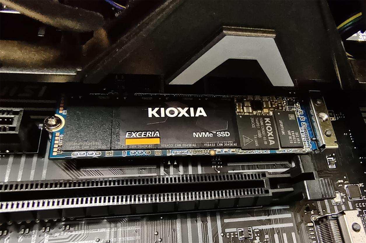 铠侠固态硬盘r10和r20的区别,铠侠rc10SATA接口固态硬盘评测