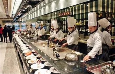 餐厅节日只卖套餐,食客非要单点还曝光餐厅!厨师:滚犊子