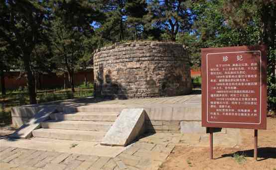 晚清最美女人被扔枯井淹死，死后墓被盗，拍成电影传说吓死大学生