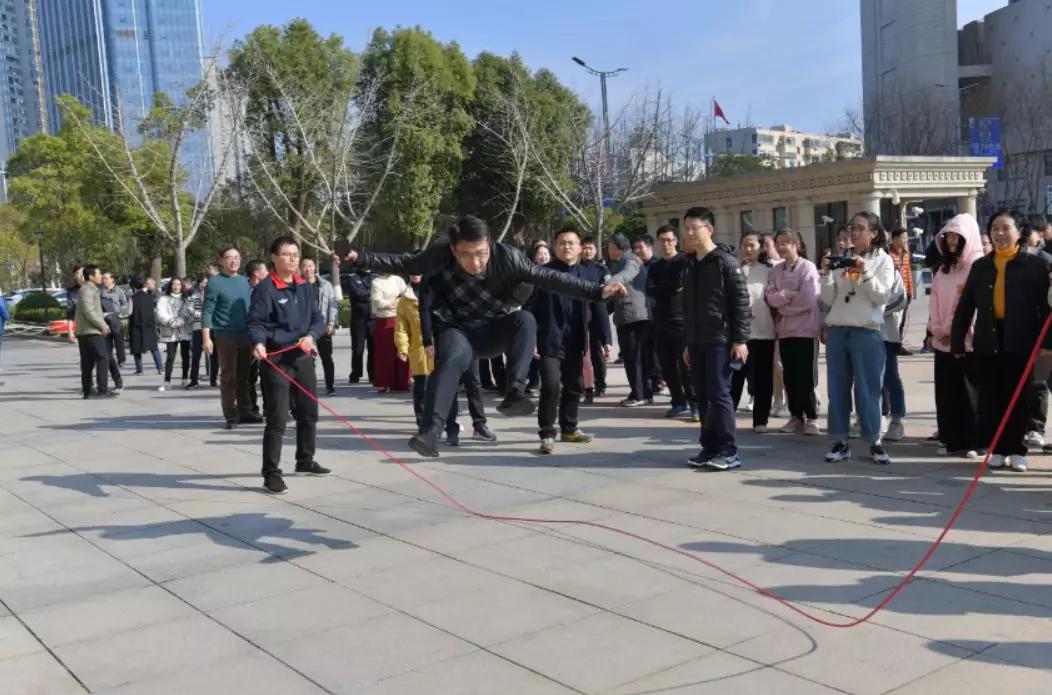 中央依法治国办案例,食品药品安全典型违法案例