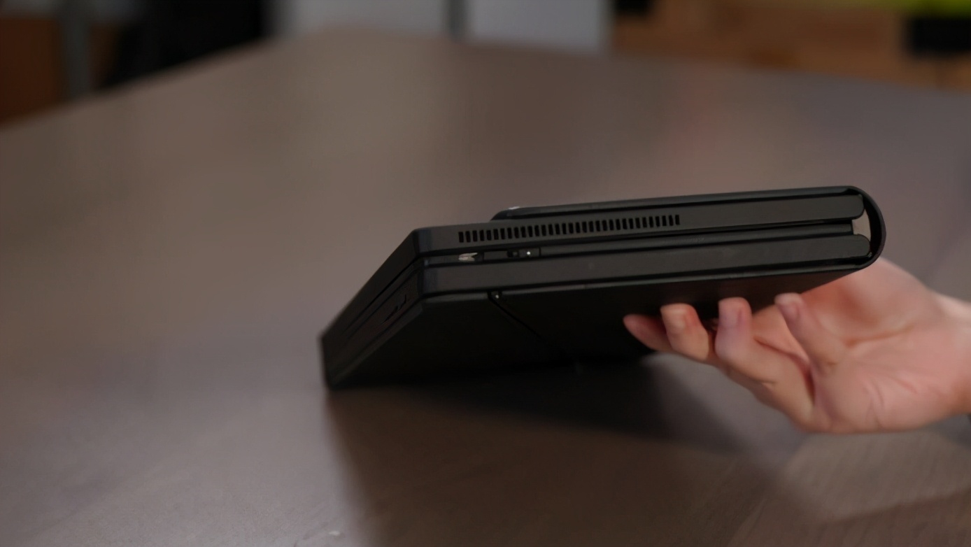 联想thinkpadx1fold512g测评,thinkpadx1fold折叠屏电脑开箱