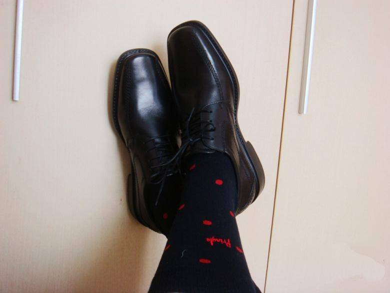 如何挑选有质感的袜子,冷知识你知道怎么选袜子吗