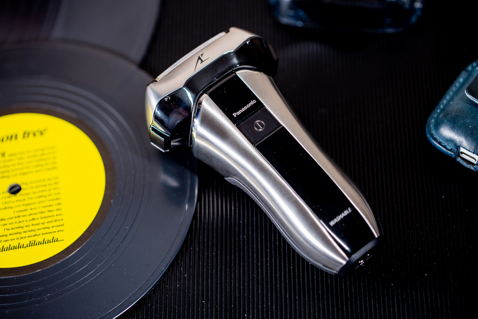 松下往复式剃须刀评测,30岁以上适合的剃须刀电动