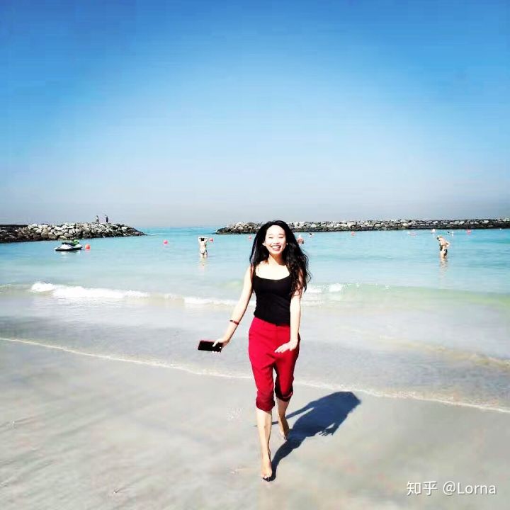 迪拜上班的中国女孩,在迪拜的中国女孩做什么工作