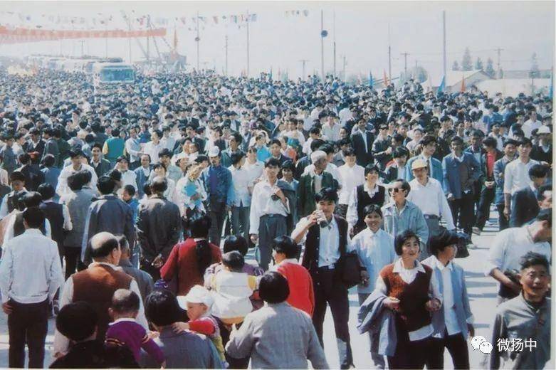 鎵腑琛ｆ湇濂宠,鎵腑鏈嶈