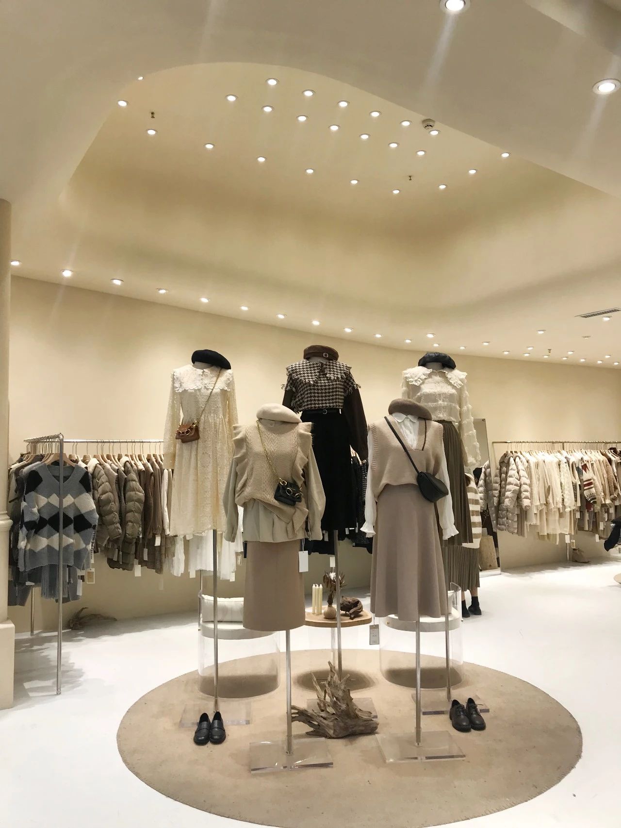 广州东大门女装清仓,东大门清仓大甩卖