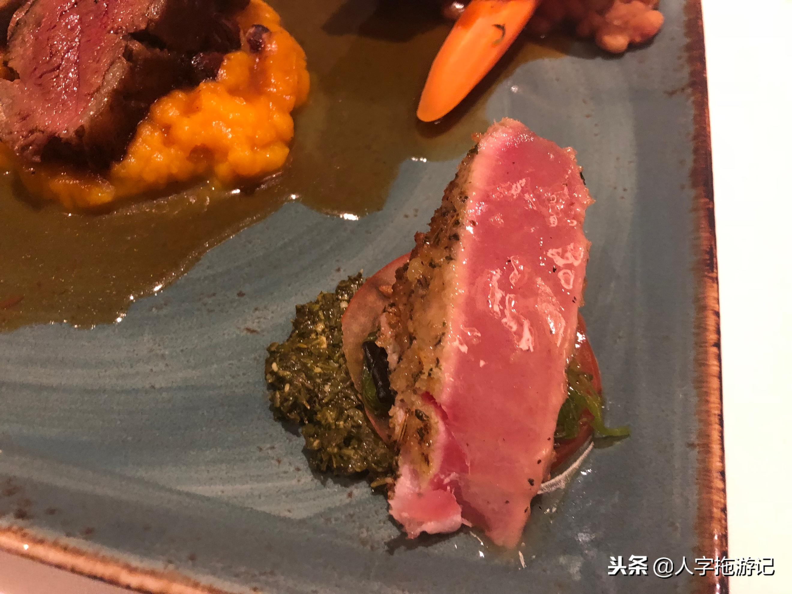 冬日极客，加拿大Wendake穿着狼爪去狼族