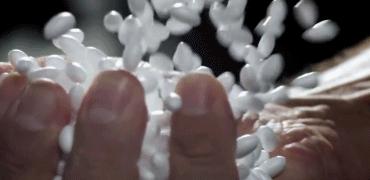 阿迪boost与耐克zoom对比,耐克阿迪达斯肘击